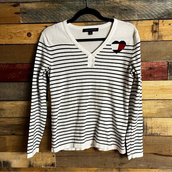Tommy Hilfiger White And Navy Stripe Heart Sweater Top Size Small - Picture 1 of 9